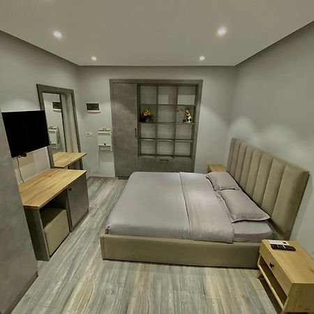 טיראנה Studio At U.S Embassy 02 מראה חיצוני תמונה